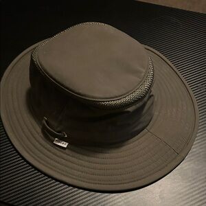 NWOT TILLEY Olive Green Wide Brim Hat